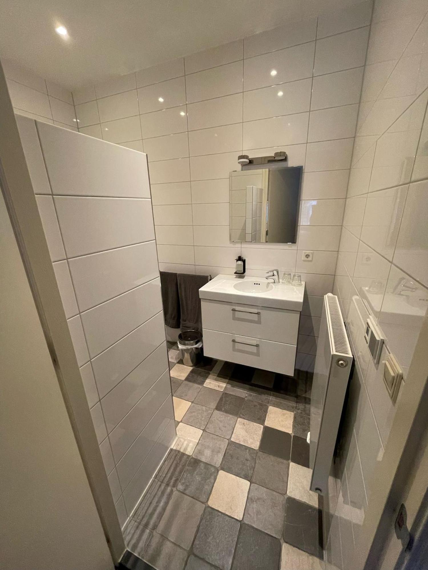 וילמסטאד Hotel Mauritz מראה חיצוני תמונה